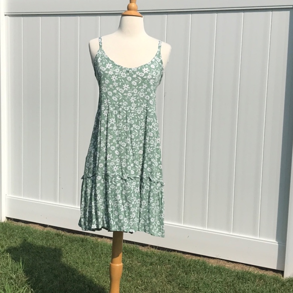 NWT Tangerine Green and White Floral Midi Sundress with Smocked Back One Size